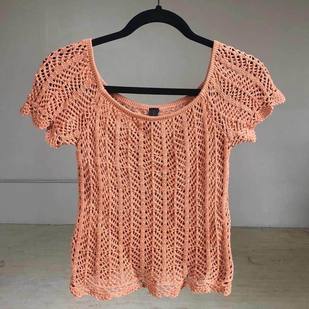 Cute knit slight crop top orange blouse